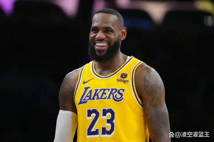 刷新纪录首场状态出色，美国队观众沸腾！，詹姆斯重返赛场全场沸腾不已的简单介绍爱游戏官网