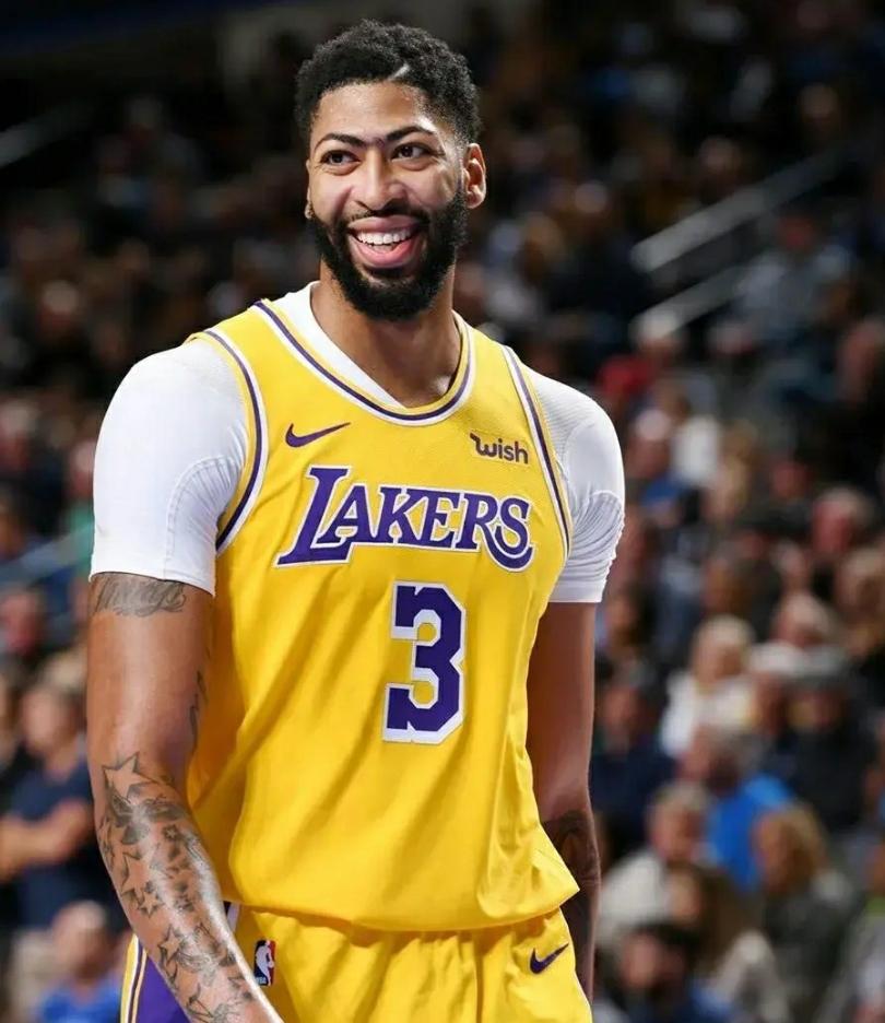 浓眉哥迎来十赛季高光表现，尤文图斯球迷沸腾！的简单介绍爱游戏官网