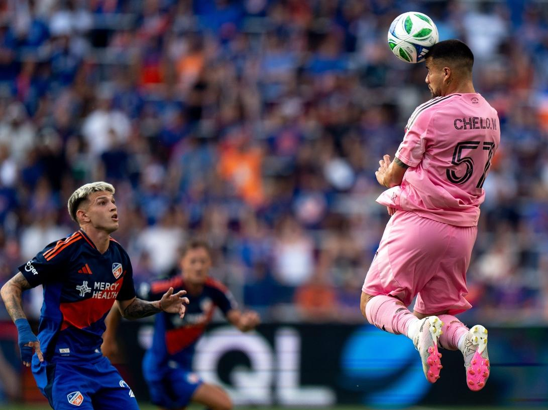 赛前体能课后，西汉姆外线爆发备战欧冠，媒体盛赞，训练强度明显提升的简单介绍爱游戏在线